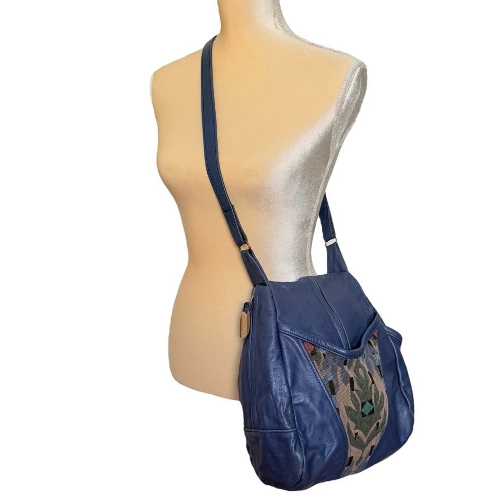 Vintage The Bag Lady of Bethlehem Leather Crossbody Bag Blue